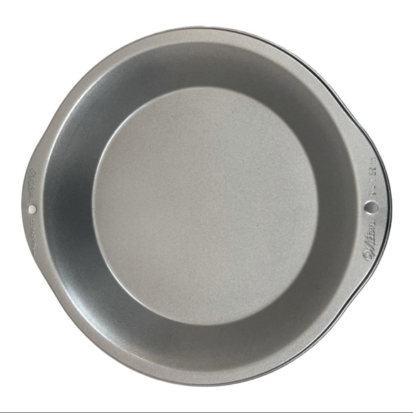 Wilton Kitchen Wilton Pie Pan 9 X 25 Tart Pan Round Poshmark